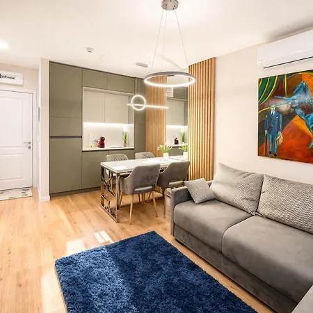 Harmony 18 Private 211 Apartment